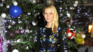 Illustration for article titled The $296,133 Christmas: A Financial Tally of Celebrity Gift Guides
